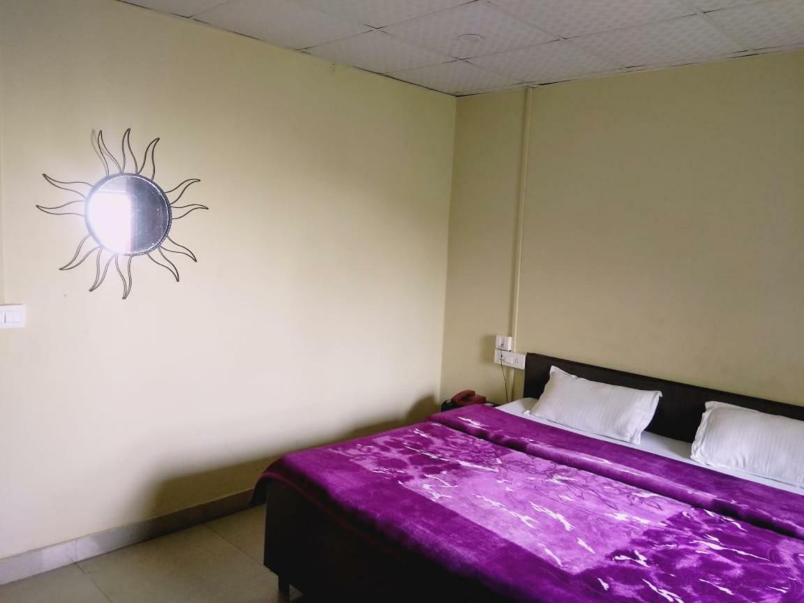 Hotel Gulmarg Mussoorie Extérieur photo
