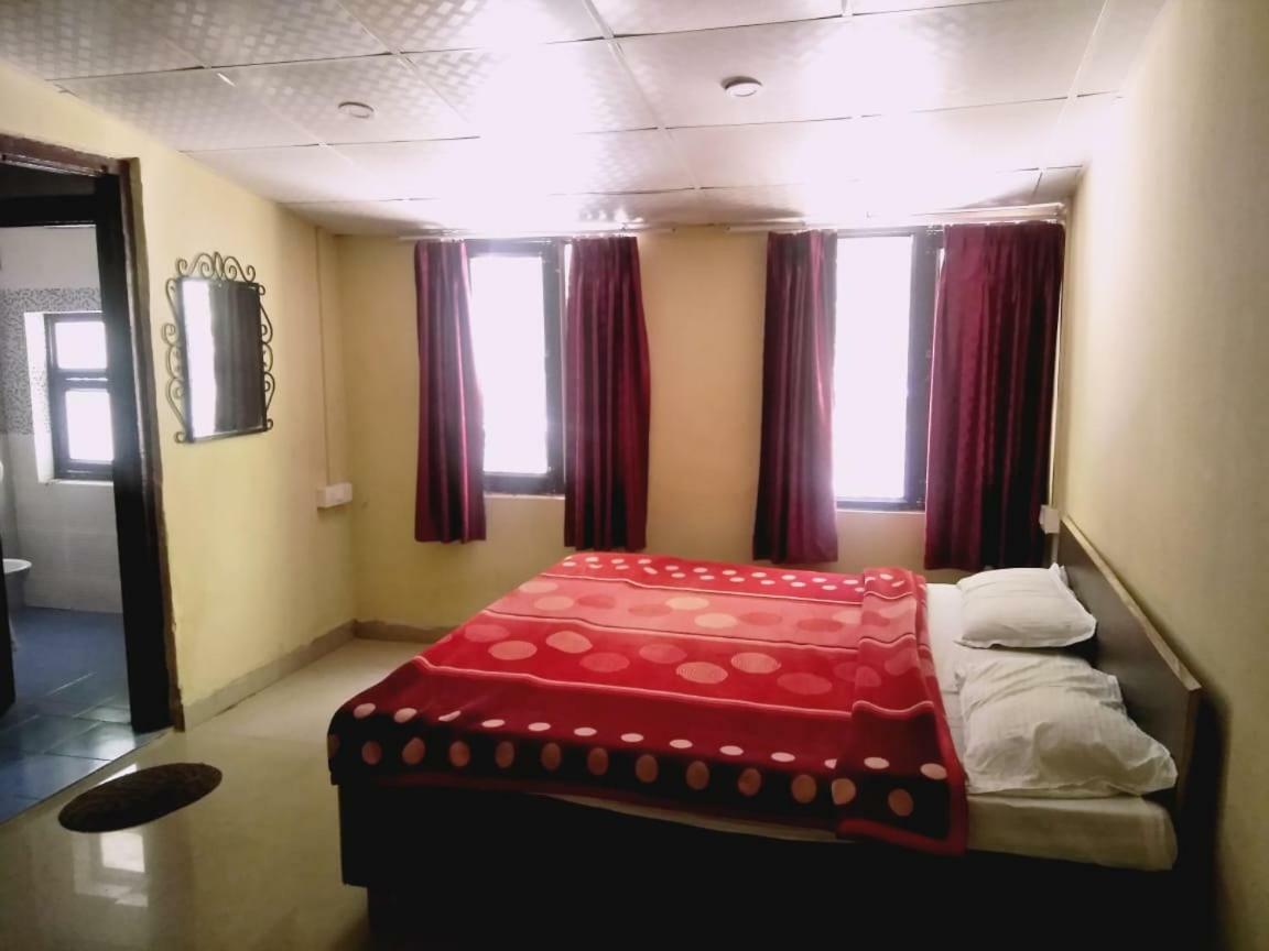 Hotel Gulmarg Mussoorie Extérieur photo