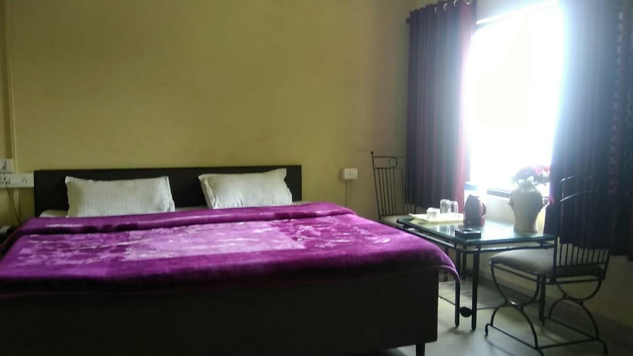 Hotel Gulmarg Mussoorie Extérieur photo