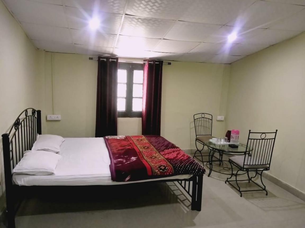 Hotel Gulmarg Mussoorie Extérieur photo